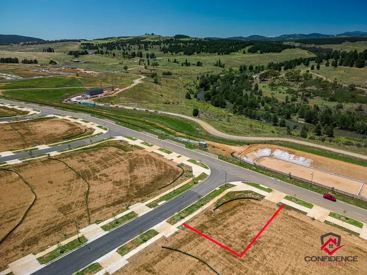 66 Thancoupie Crescent, Whitlam ACT 2611