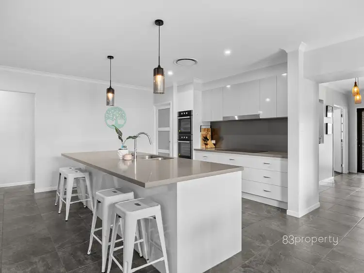 Third view of Homely rural property listing, 5 Cambridge Place, Kensington Grove QLD 4341
