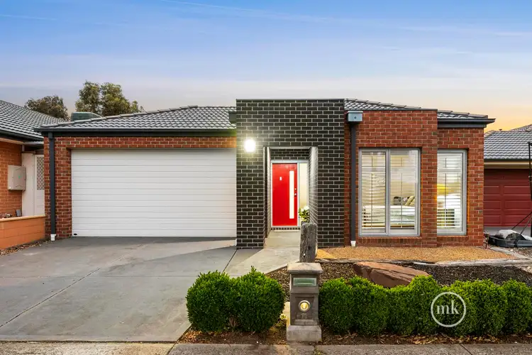 11 Meander Road, Doreen VIC 3754