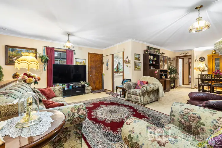 Fourth view of Homely house listing, 5 Craig Avenue, Mount Dandenong VIC 3767