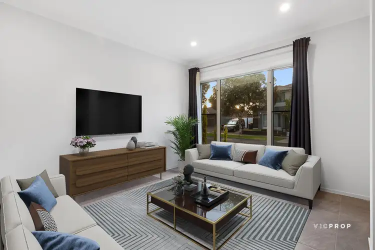 Second view of Homely house listing, 11 Tathra Grove, Point Cook VIC 3030