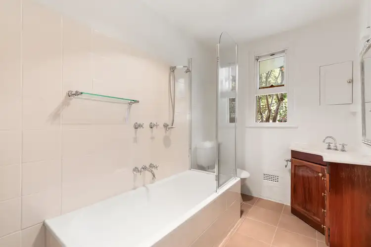 Fourth view of Homely apartment listing, 2/98 Brighton Road, Ripponlea VIC 3185