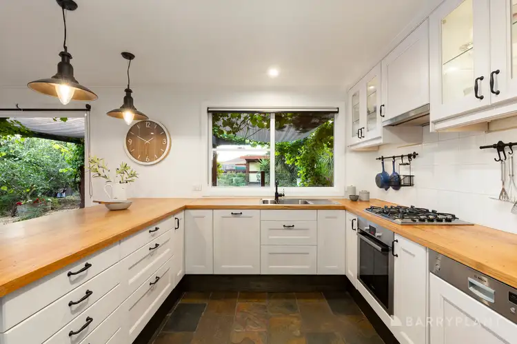 Fourth view of Homely house listing, 2 Casco Place, Dingley Village VIC 3172