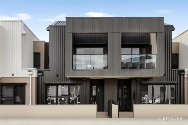 7 Tanzanite Court