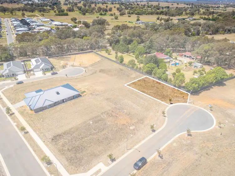 11 Picton Court, Thurgoona NSW 2640