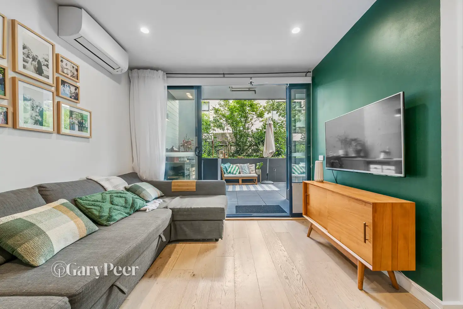 Main view of Homely apartment listing, 6/92 Mimosa Road, Carnegie VIC 3163