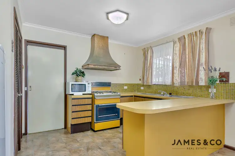 Sixth view of Homely house listing, 40 Pinetree Crescent, Lalor VIC 3075
