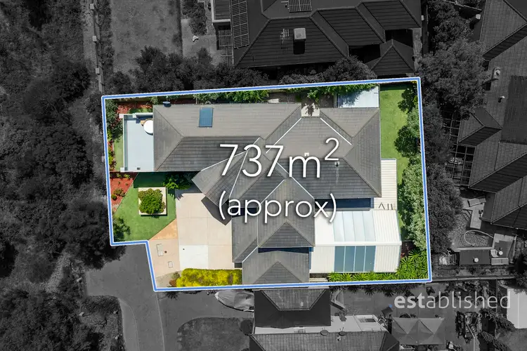 Second view of Homely house listing, 5 Teeside Court, Sanctuary Lakes VIC 3030