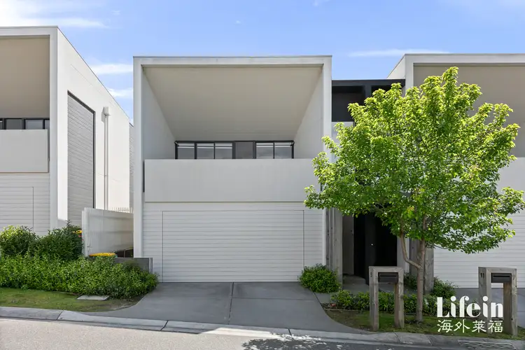 9 Belsay Chase, Chirnside Park VIC 3116