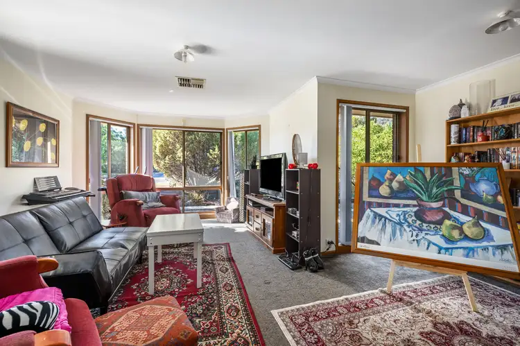 Second view of Homely house listing, 9 Dimbanna Court, Springdale Heights NSW 2641