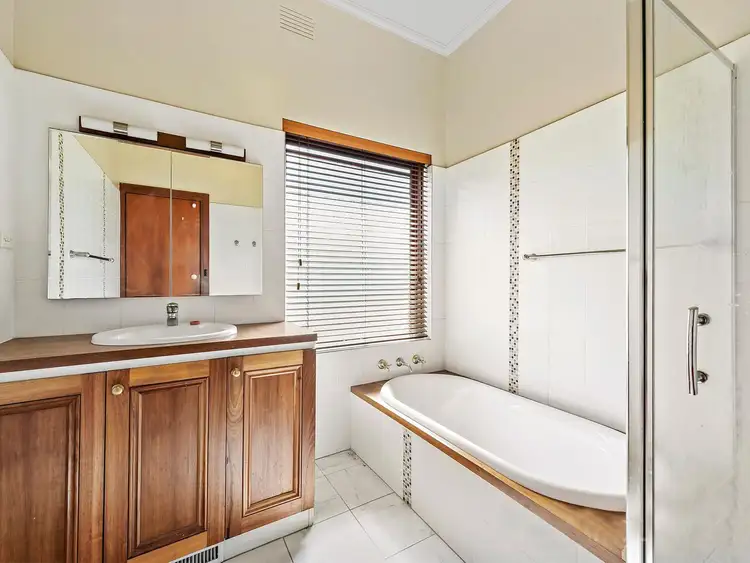 Sixth view of Homely house listing, 11 Vickery Street, Bentleigh VIC 3204