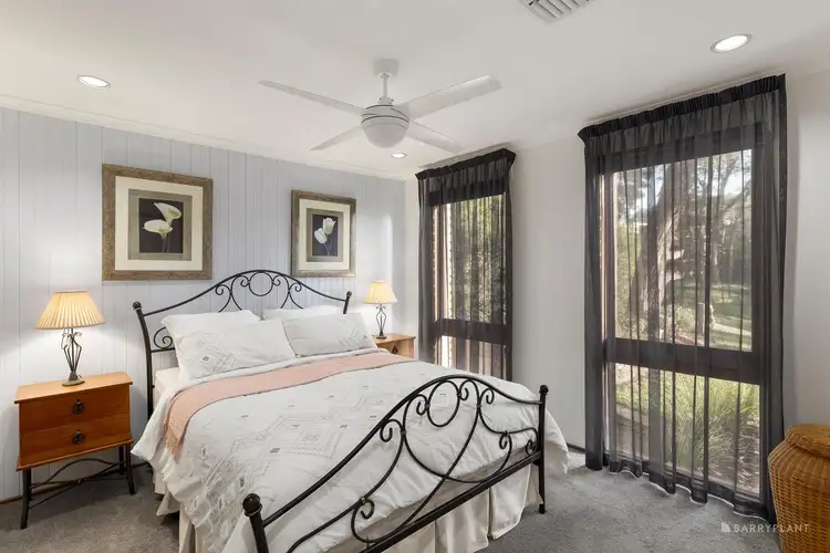 Sixth view of Homely house listing, 9 Wayland Court, Diamond Creek VIC 3089