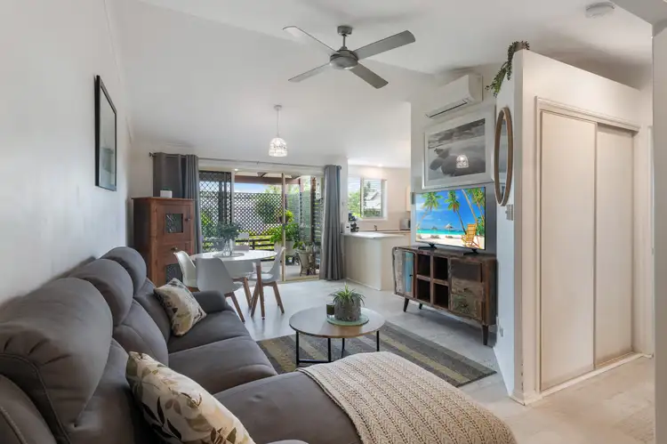 2/3 Sylvia Street, Noosaville QLD 4566