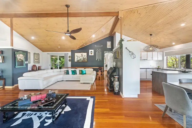 2 Eversleigh Court, Nambour QLD 4560