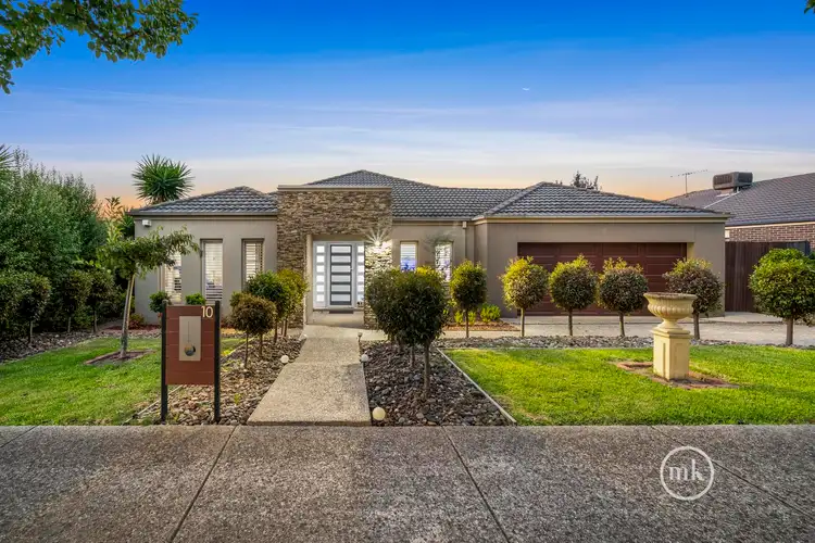 10 Merrijig Crescent, Doreen VIC 3754
