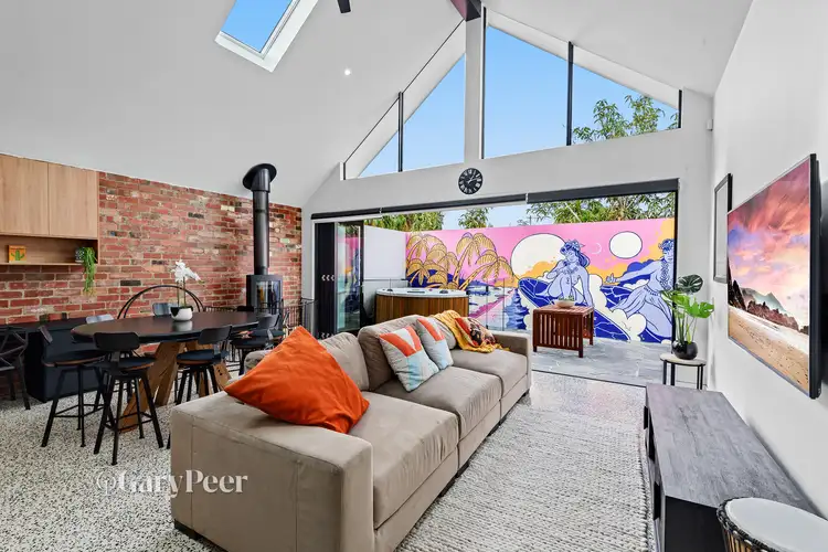 8 Myrtle Street, St Kilda East VIC 3183