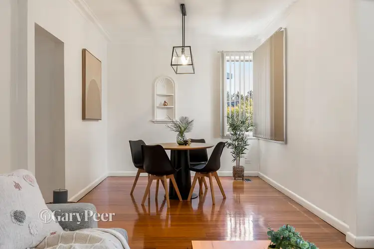 Third view of Homely house listing, 6 Bardolph Court, Bentleigh VIC 3204