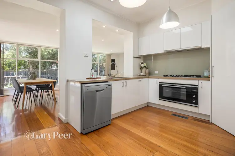 Fifth view of Homely house listing, 6 Bardolph Court, Bentleigh VIC 3204