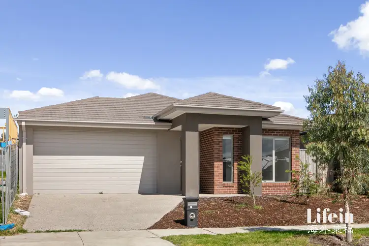 77 Largo Circuit, Junction Village VIC 3977