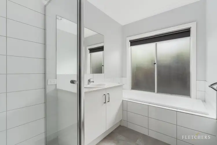 Fifth view of Homely house listing, 7 Thames Avenue, Drouin VIC 3818