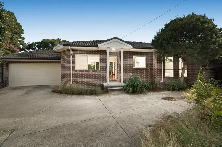 2/10 Grogan Court, Bayswater VIC 3153