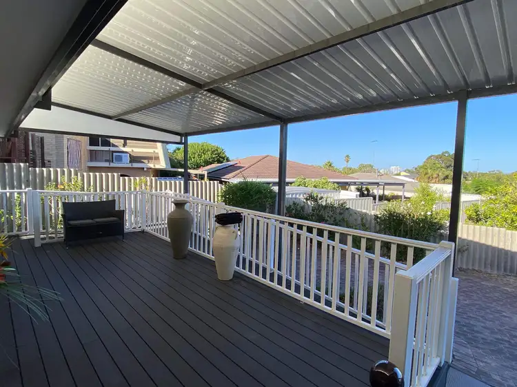 Sixth view of Homely house listing, 2/3 Monash Court, Halls Head WA 6210