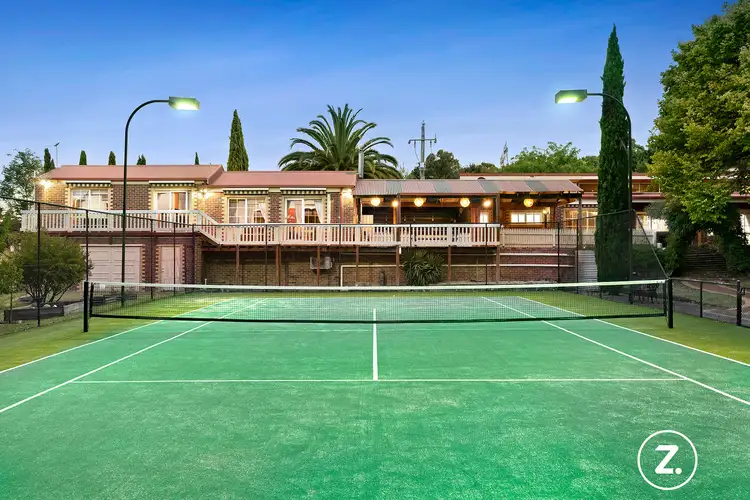 15-17 Ebeli Close, Narre Warren North VIC 3804
