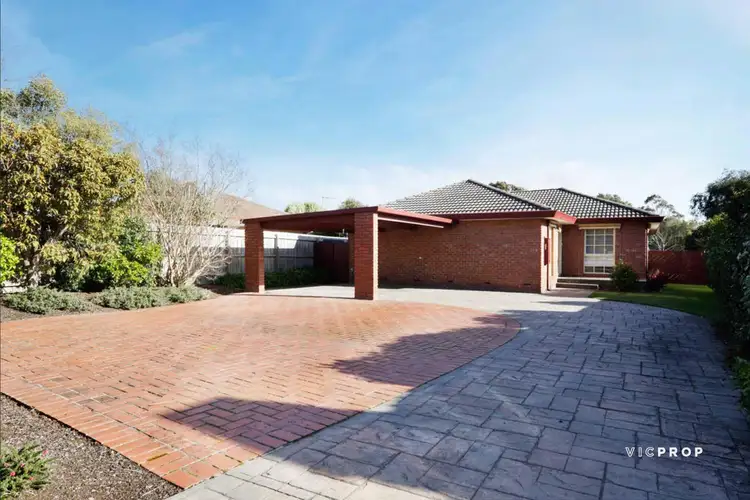 3 Strathavan Drive