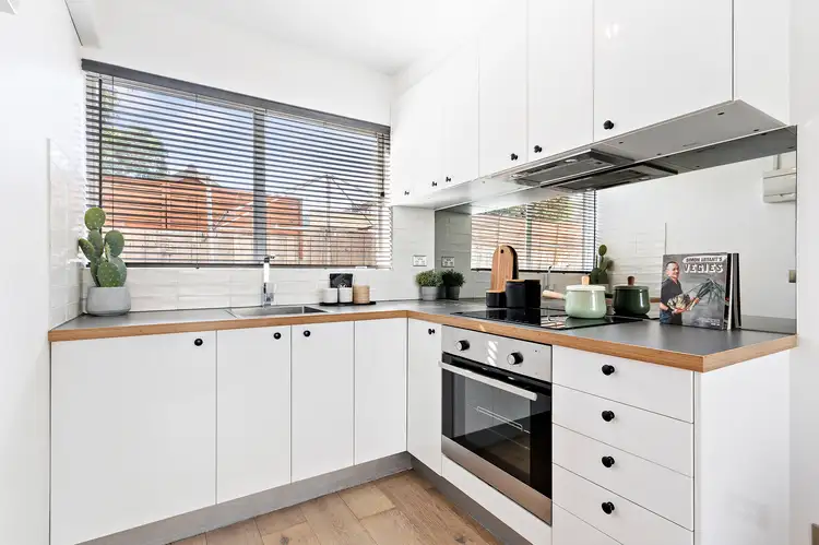 Fourth view of Homely apartment listing, 4/187 Charles Street, Seddon VIC 3011
