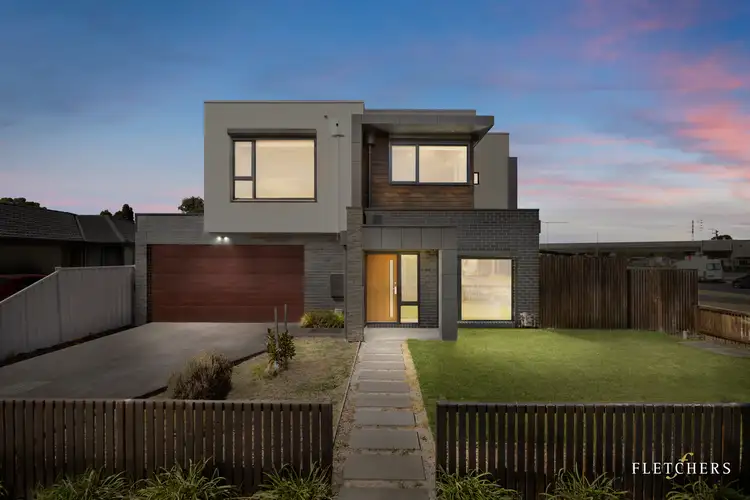 2 Lancaster Avenue, Narre Warren VIC 3805