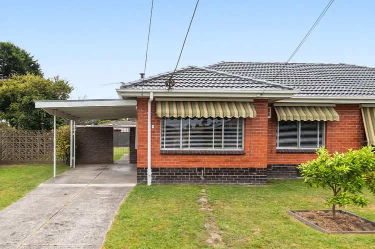 Main view of Homely unit listing, 1/60 Albert Road, Hallam VIC 3803