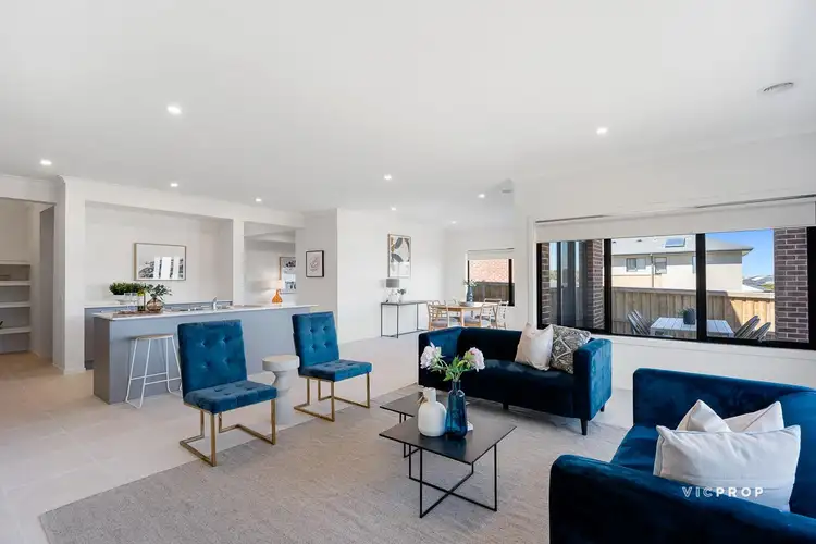 Fourth view of Homely house listing, 11 Largo Circuit, Junction Village VIC 3977