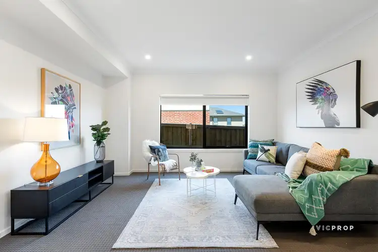 Sixth view of Homely house listing, 11 Largo Circuit, Junction Village VIC 3977
