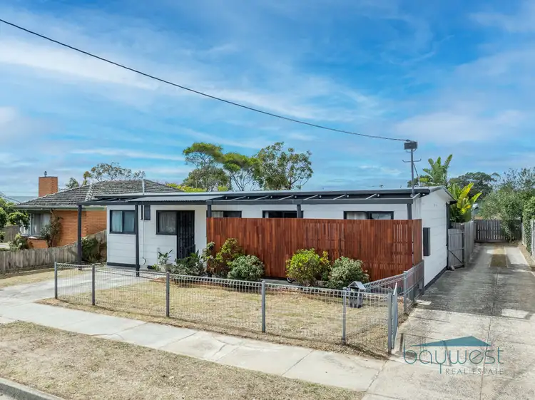 13 McCallum Street