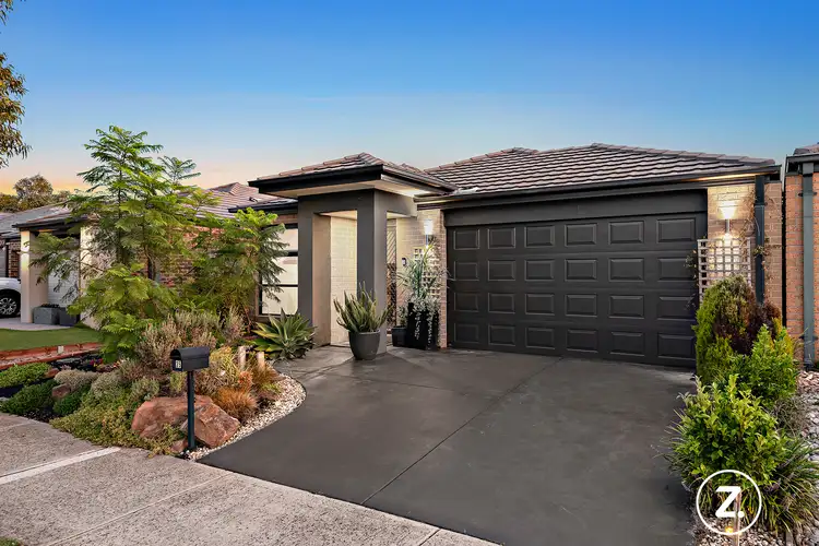 35 Wilmington Avenue, Cranbourne West VIC 3977