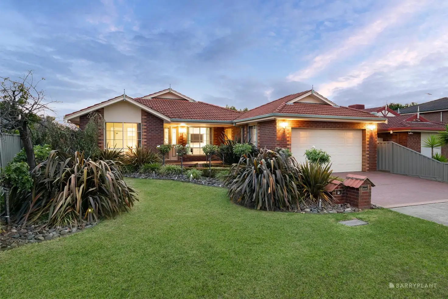 Main view of Homely house listing, 6 Pivot Place, Mill Park VIC 3082