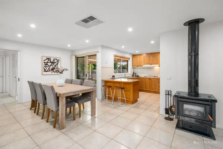 Sixth view of Homely house listing, 6 Pivot Place, Mill Park VIC 3082