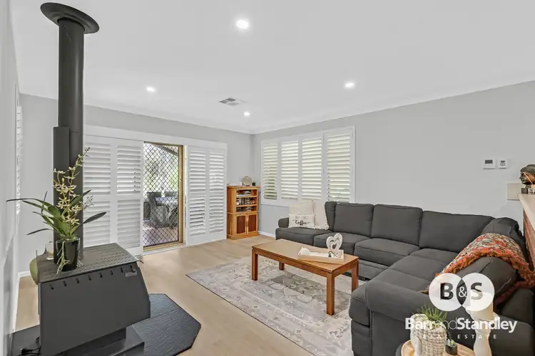 Fifth view of Homely house listing, 2 Lofthouse Drive, Leschenault WA 6233