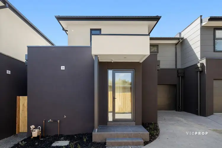 2/65 Commercial Road, Ferntree Gully VIC 3156