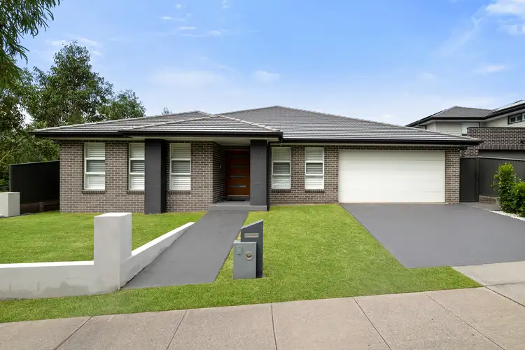 1A Tedbury Road, Jordan Springs NSW 2747