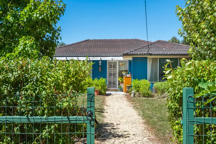 16 Foy Street, Lancefield VIC 3435