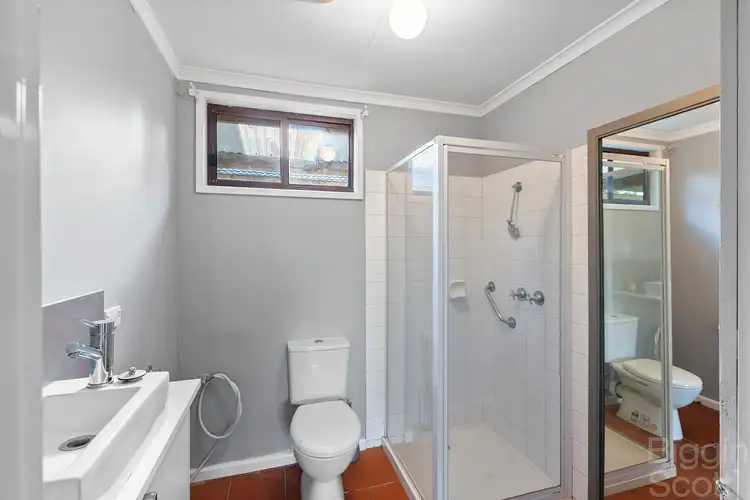Sixth view of Homely house listing, 1 Sidbury Avenue, Wendouree VIC 3355