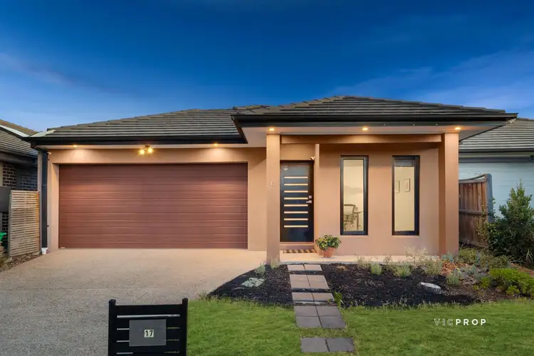 17 Banbury Street, Williams Landing VIC 3027