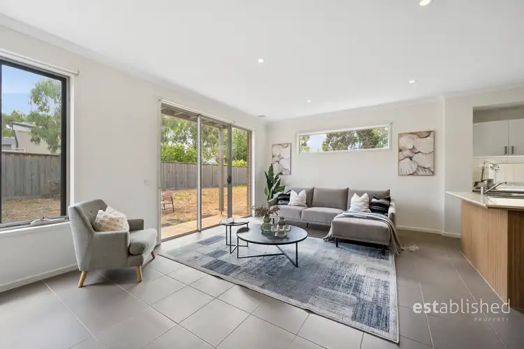 Fifth view of Homely house listing, 31 Broadbeach Circuit, Sanctuary Lakes VIC 3030