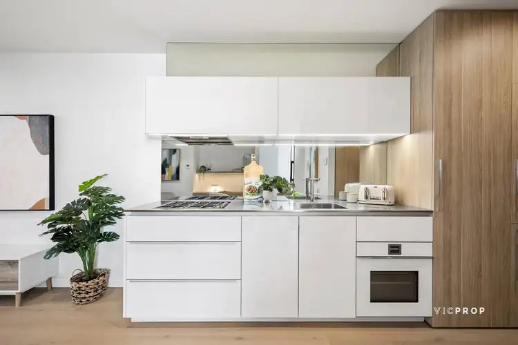 803/18 Lilydale Grove, Hawthorn East VIC 3123