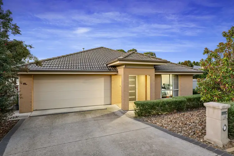 5 Cremin Court