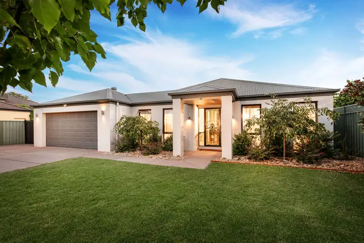33 Terence Avenue, East Albury NSW 2640