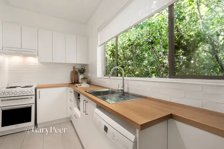 Fourth view of Homely apartment listing, 5/142 Brighton Road, Ripponlea VIC 3185
