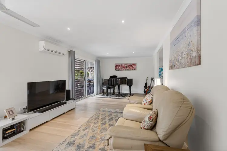 Fourth view of Homely house listing, 10 Bethongabel Court, Southside QLD 4570