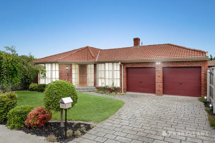 18 Lakeland Court, Dingley Village VIC 3172